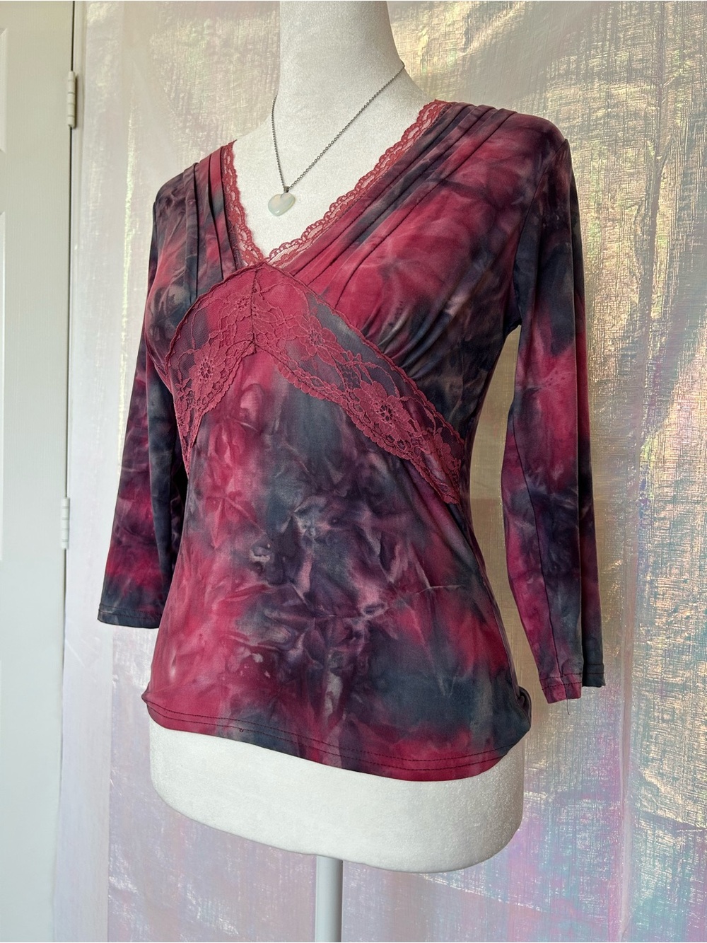 Y2K Era V-Neck Lace Trim Tie-Dye Top in Burgundy and Charcoal. See Measurements